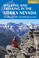 Walking and Trekking in the Sierra Nevada (Hartley Richard)